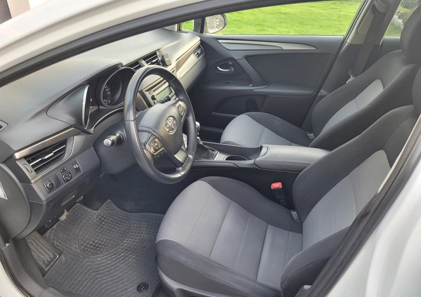 Toyota Avensis cena 63900 przebieg: 160000, rok produkcji 2016 z Myszków małe 67